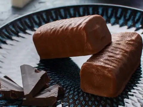Domowe batony proteinowe bez pieczenia - przepis idealny!